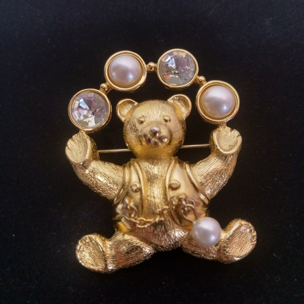Trifari Brooch Juggling Teddy Bear Gold Tone Faux Pearl Signed Pin 2 1/8"